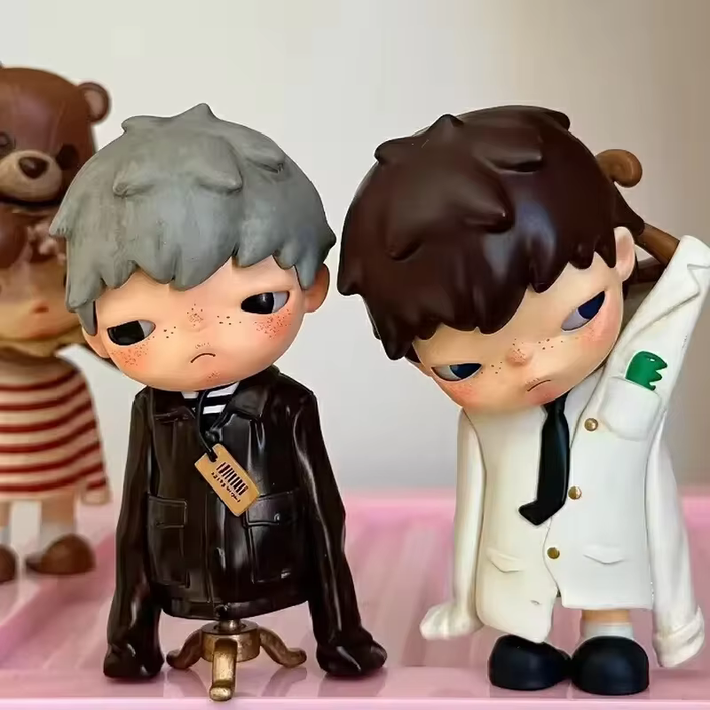 Anime Figure Collection Hirono 5 Reshape Series Blind Box Adorable Model Doll Statue Cartoon Decor Toys Mystery Box Birthday Present